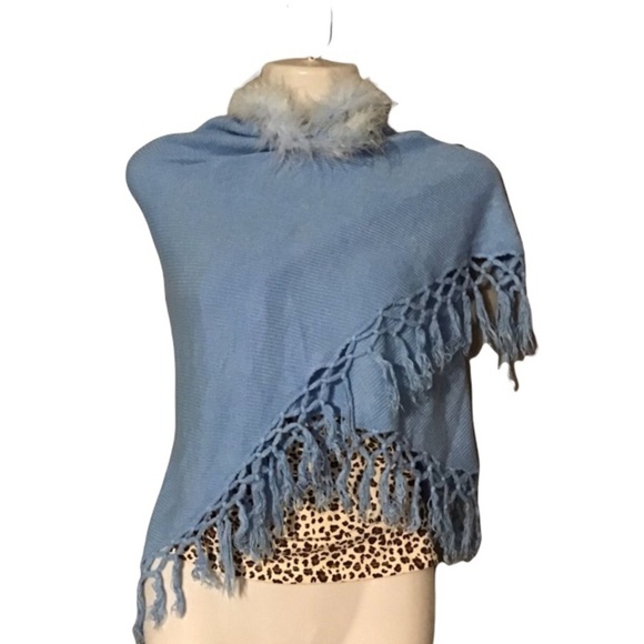 NWT A-List Baby Blue Fur Collar Poncho Wrap - Picture 1 of 3